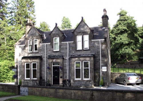 Fernbank House