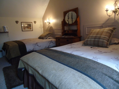 Glenfiddich Room - en-suite  ( Max 2 Pers )